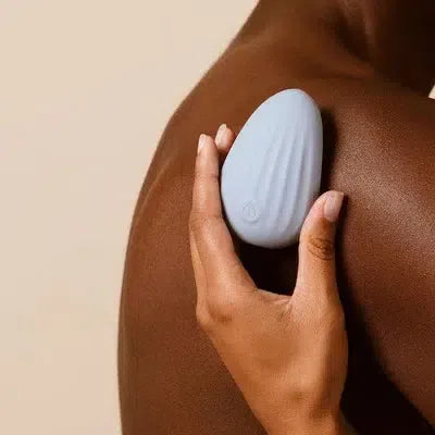 dune-vibromasseur-doux-et-moelleux-my-lubie-my-lubie-bleu-pastel-3_400x_a4c22660-f4f7-4231-ad08-fe2db15d73c6-Gapianne