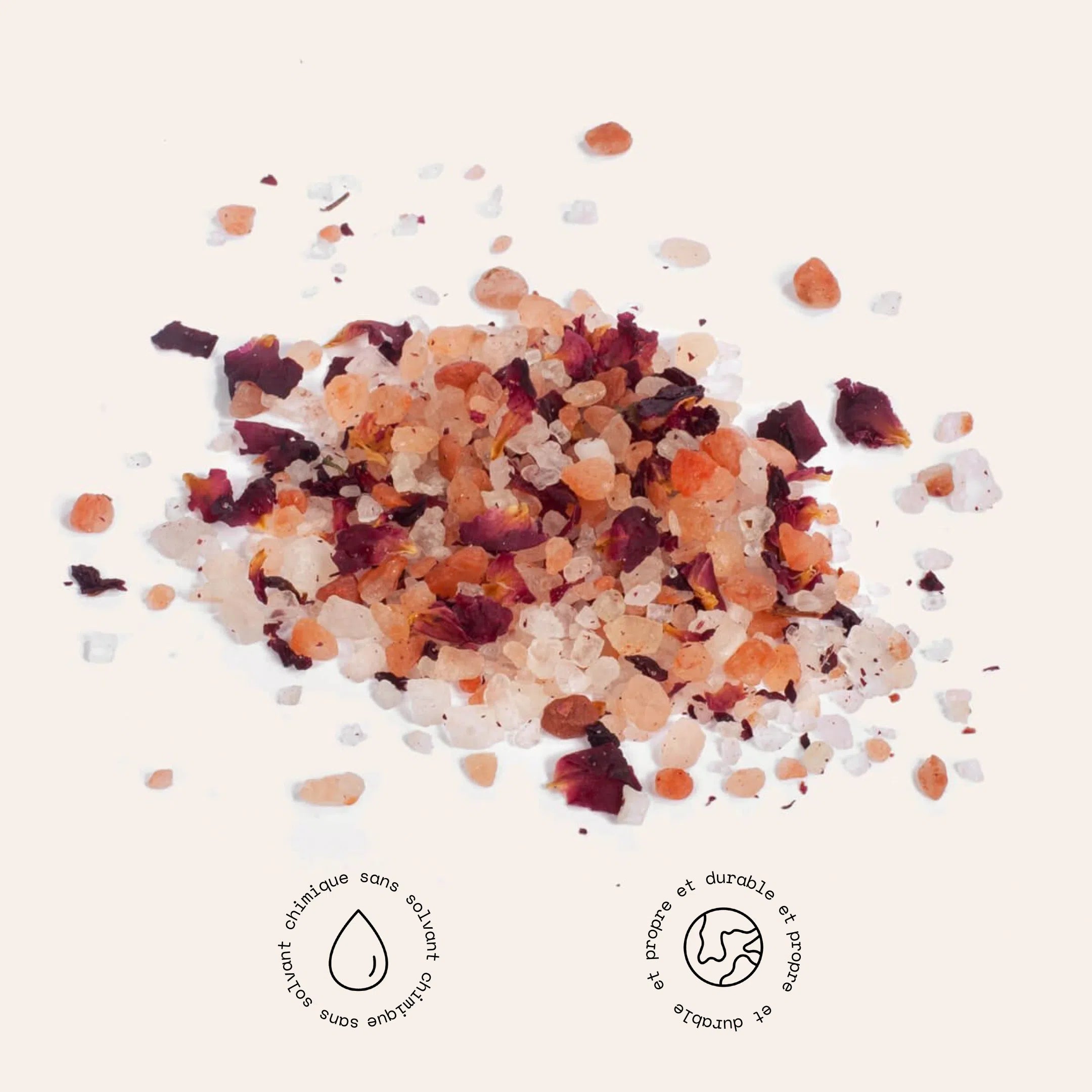 equilibre sels de bain à base de sel himalaya et rose, photo de la texture avec des grains de sels rose, orange, bordeaux et blanc