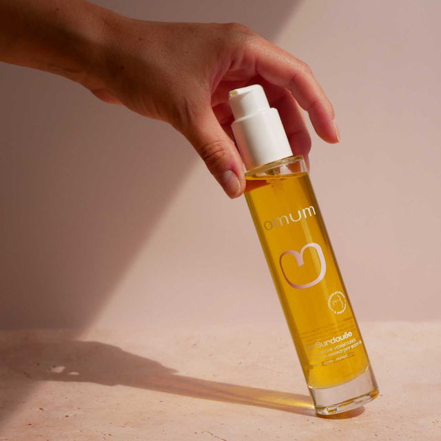 Huile anti-vergetures de grossesse - Omum