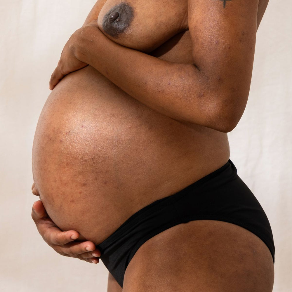 Huile de soin vergetures bio grossesse et post-partum - moom