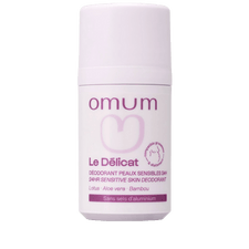 Le déodorant naturel d'Omum sans alcool régule la transpiration sans la bloquer et lutte contre les mauvaises odeurs corporelles