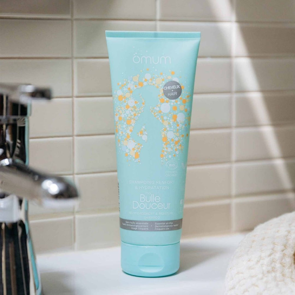Omum - shampoing naturel sans sulfate forumlé pour fortifier et hydrater les cheveux
