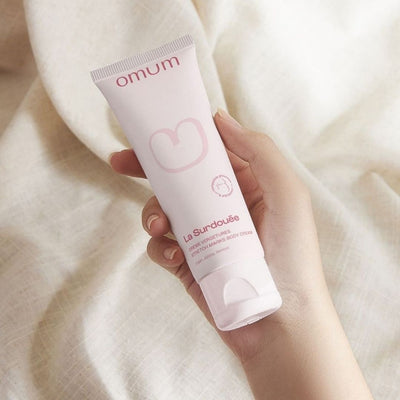 La crème La Surdouée protège, régénère la peau et prévient la formation des vergeture - Omum